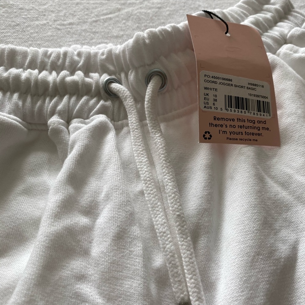 NWT White Jogger Shorts - Picture 2 of 3